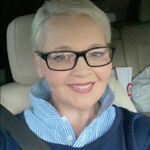 Meet your Posher, Maryjo